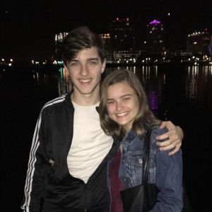 Meet your Posher, Dustin